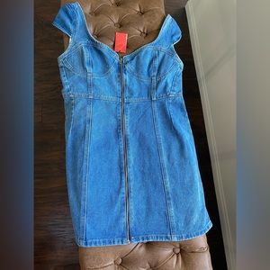 New with tags Women’s denim dress size XL